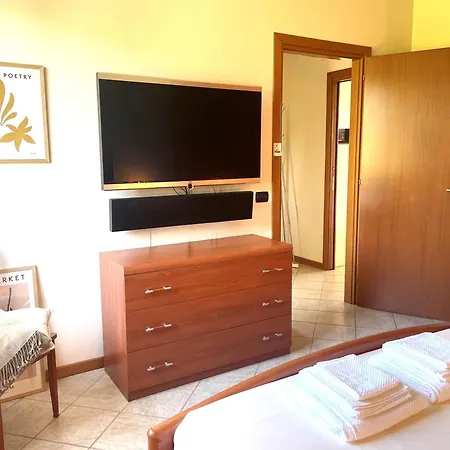 Brema 23 Apartman Sirmione